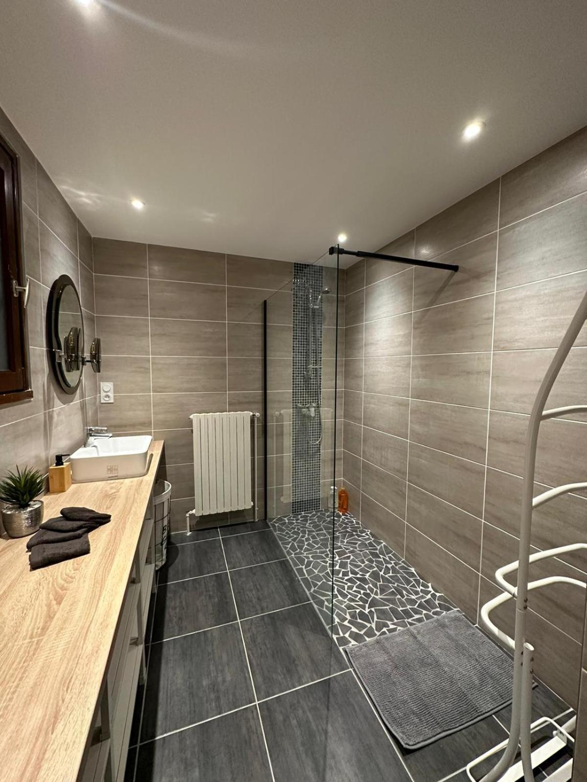 Maison Confort Stationnement Privatif 6 Pers Échirolles Extérieur photo